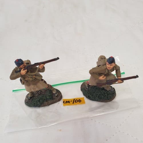 Lot of 2 Hand Painted Metal Toy Soldier Shooting and Runner CM-100 - Thumbnail 2