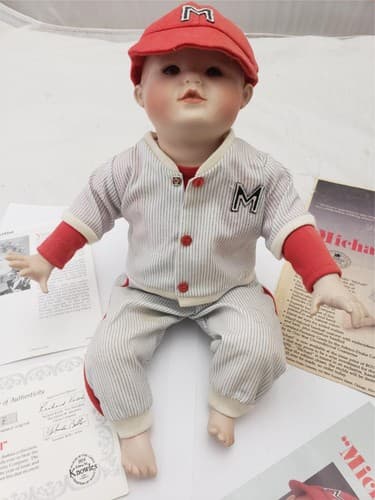 Knowles Michael Baseball Porcelain Doll Yolanda's Picture Perfect Babies - Thumbnail 2