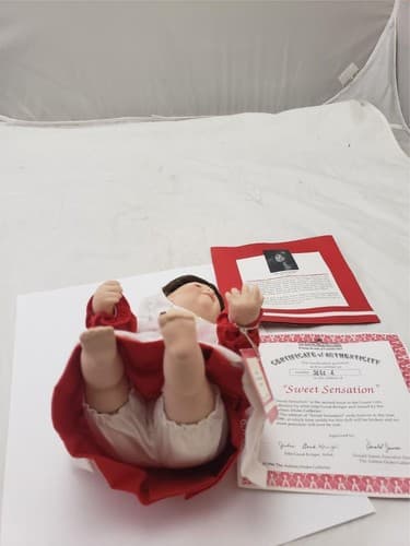 The Ashton-Drake Galleries Sweet Sensation Amish 8" Doll Red Dress Apron Apples - Thumbnail 7