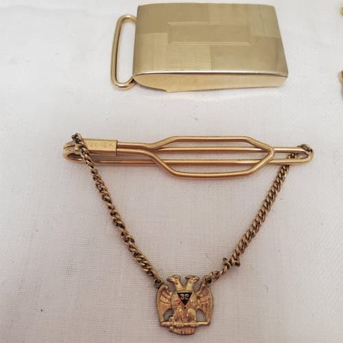 Lot of Vintage Gold Tone Men's Accessories Cufflinks, Tie Bars & More - Thumbnail 7
