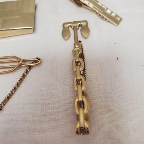 Lot of Vintage Gold Tone Men's Accessories Cufflinks, Tie Bars & More - Thumbnail 8