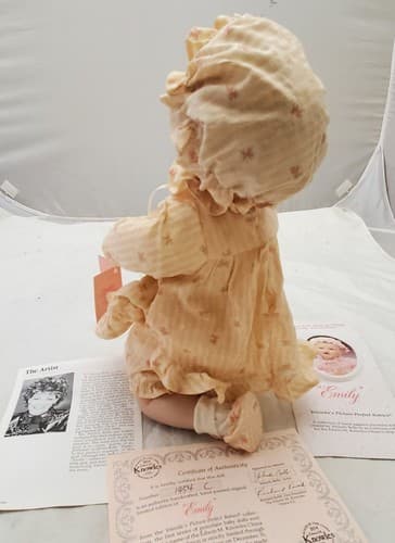 Edwin M. Knowles Emily Picture Perfect Babies Porcelain Doll by Yolanda Bello - Thumbnail 7