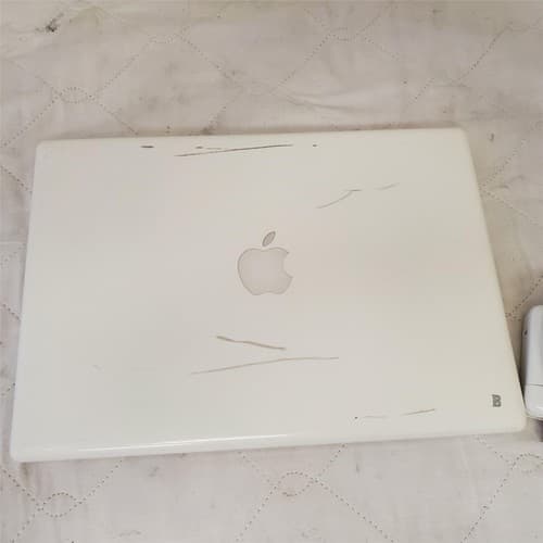 Vintage Apple Macbook Laptop Model A1181 White Bundle - Thumbnail 3