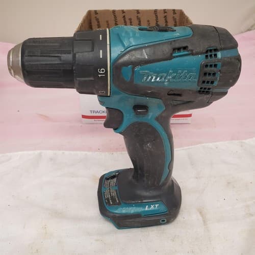 Makita XFD01 Compact 18V Cordless Drill Driver LOT-942 - Image 1
