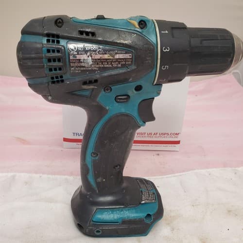 Makita XFD01 Compact 18V Cordless Drill Driver LOT-942 - Thumbnail 3