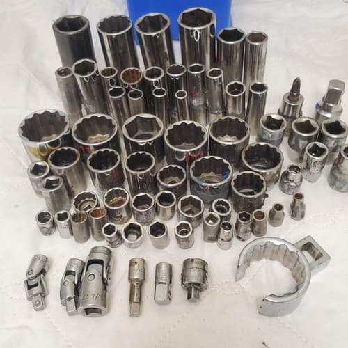 Lot of 69 Assorted Sockets Chrome LOT-482 - Thumbnail 2