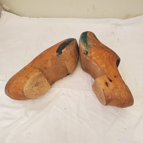 2 Antique Hand Painted Wooden Clogs Shoes Souvenir Antwerp Primitive Rustic - Thumbnail 3
