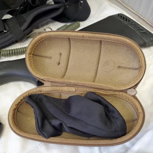 Lot of Various Military Items Collectibles LOT - 4 - Thumbnail 8