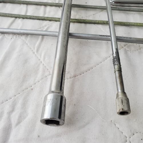 Lot of Ratchet Socket Extension, Files, Screw Drivers & Other Tools LOT 656 - Thumbnail 13