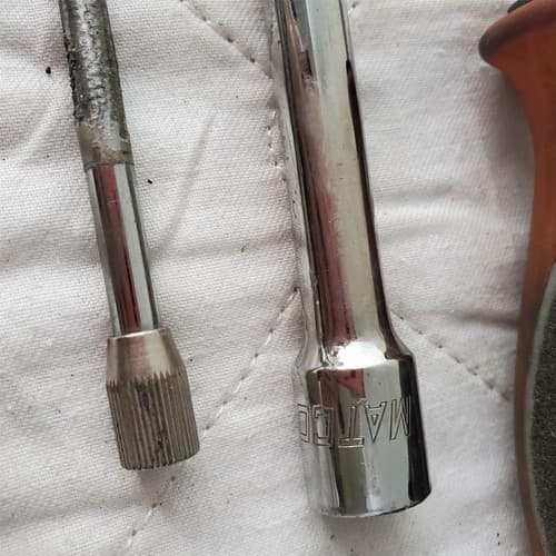 Lot of Ratchet Socket Extension, Files, Screw Drivers & Other Tools LOT 656 - Thumbnail 11