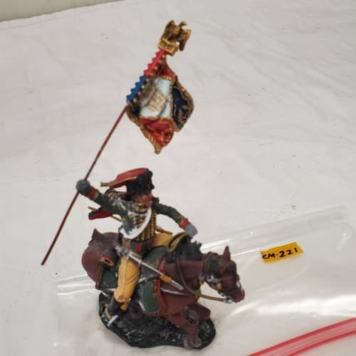 The Collector's Showcase Hand Painted Metal Toy Soldier Chasseur Cheval CM-221 - Thumbnail 2