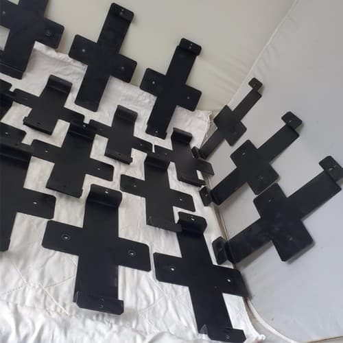 Lot of Cross Shaped Multi Purpose Use Support Bracket LOT 655 - Thumbnail 5