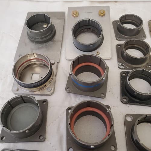 Lot of Cylinder Pipe Muffler Connector LOT 633 - Thumbnail 5