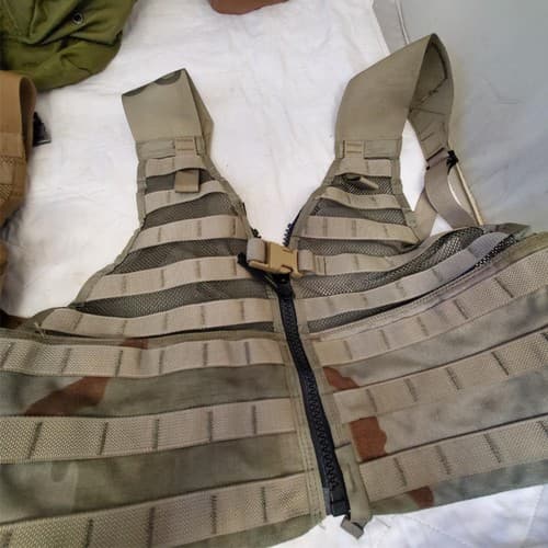 Lot of Field Pack Combat, USMC Tactical Assault Panel, US Military MOLLE Vest - Thumbnail 9