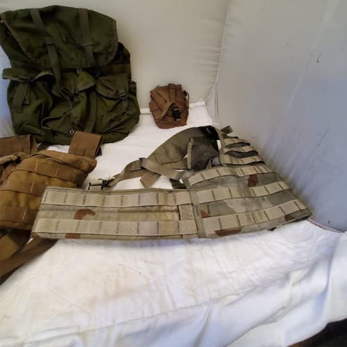 Lot of Field Pack Combat, USMC Tactical Assault Panel, US Military MOLLE Vest - Thumbnail 10