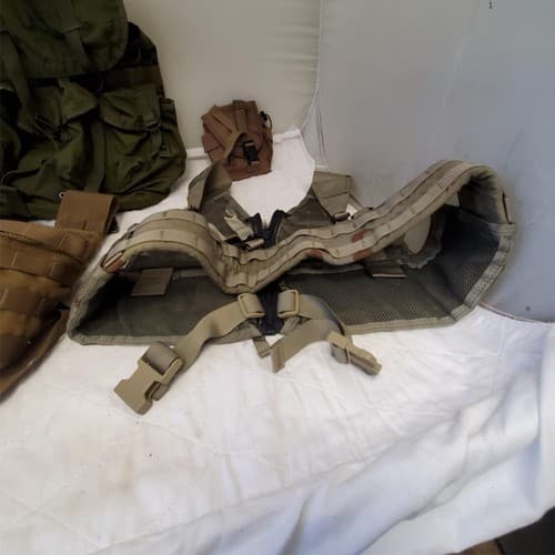 Lot of Field Pack Combat, USMC Tactical Assault Panel, US Military MOLLE Vest - Thumbnail 12