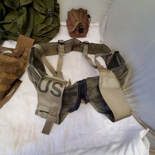 Lot of Field Pack Combat, USMC Tactical Assault Panel, US Military MOLLE Vest - Thumbnail 15