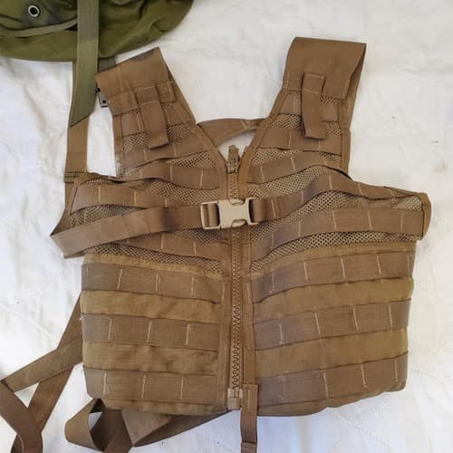 Lot of Field Pack Combat, USMC Tactical Assault Panel, US Military MOLLE Vest - Thumbnail 16