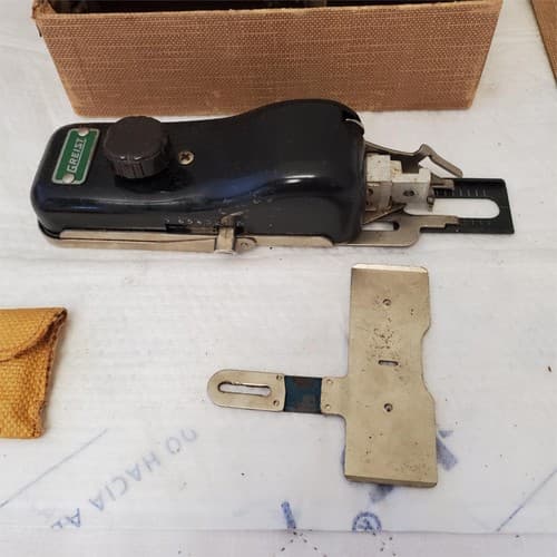 Vintage Sewing Greist Products Rotary Button Holer in Original Box - Thumbnail 3
