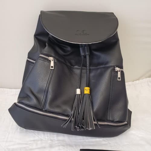 Citi Collective Multiple Use Leather Tote Bag Convertible to Backpack Tassle - Thumbnail 3