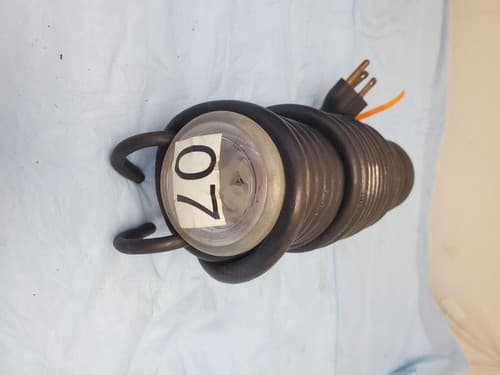 General Manufacturing Stubby II Fluorescent Light - Thumbnail 2