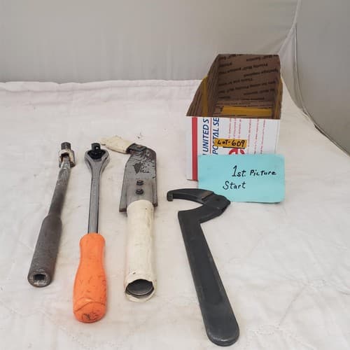 Lot Of Drive Ratchet & Adjustable Hook Spanner Wrench LOT 609 - Image 1