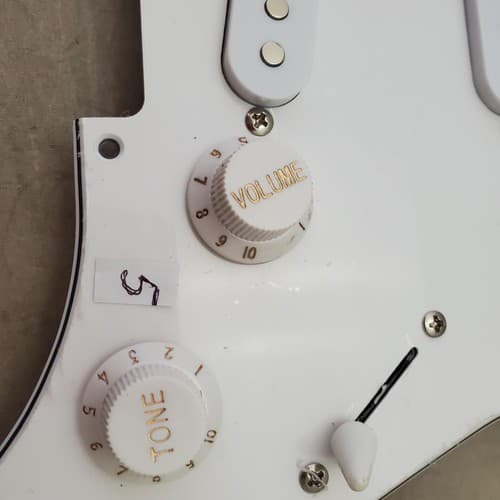 Vintage 3-ply Single Rail Pickup Loaded Prewired Pickguards - Thumbnail 2