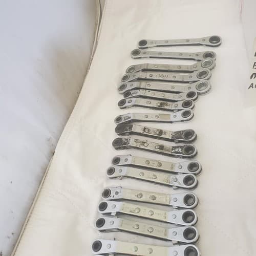 Lot of 44 Assorted Proto,Blue-Point Ratcheting Offset Box End Wrenches LOT-669 - Thumbnail 3