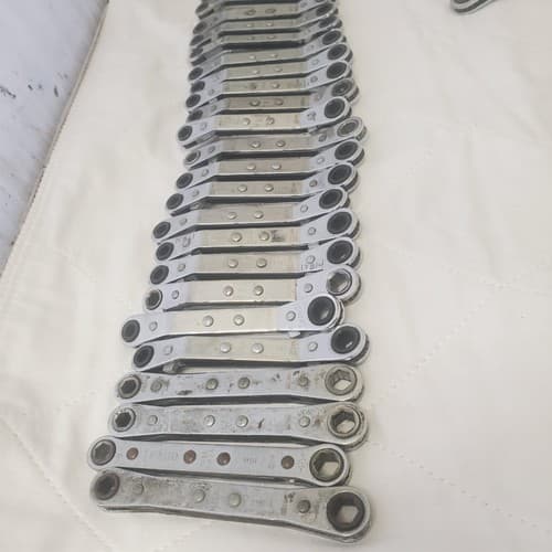 Lot of 44 Assorted Proto,Blue-Point Ratcheting Offset Box End Wrenches LOT-669 - Thumbnail 8