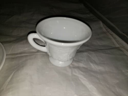 White Milk Glass Snack Luncheon Plate and Cup With Grape Pattern - Thumbnail 3