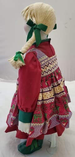 Vintage Original Beautiful Fashion Doll Traditional Dress With Stand - Thumbnail 4