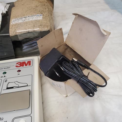 Vintage 3M 740 LED Combo Wrist Strap and Shoe Tester - Thumbnail 6