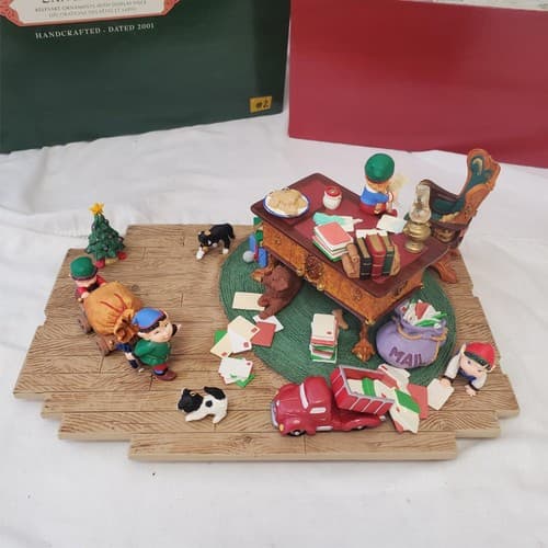 Hallmark Keepsake Ornaments Santa's Desk 2001 Studio Edition #2 - Thumbnail 5