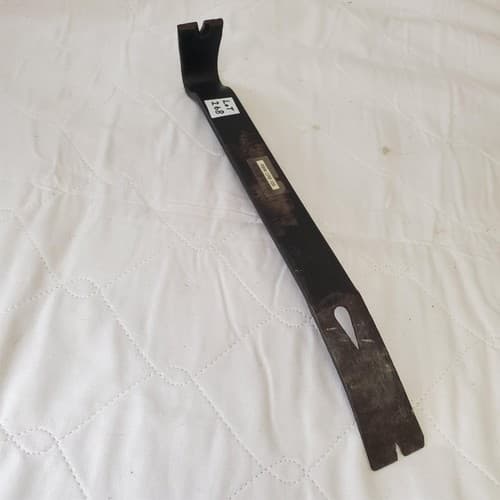 Woodings Verona Pry Lifting Scraping Utility Bar LOT-268 - Thumbnail 3