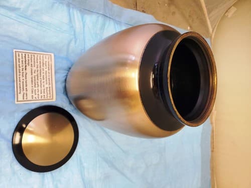 Modern Beautiful Design Handcrafted Urn for Human Ashes BA-631 - Thumbnail 7