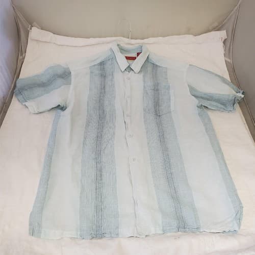 Lot of 3 Assorted Half Sleeve Shirts Size M - Thumbnail 8