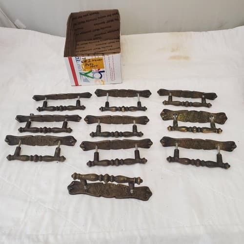 Lot of 10 Vintage Brass Amerock Carriage Cabinet Drawer Pulls w/ Back Plates #2 - Thumbnail 3