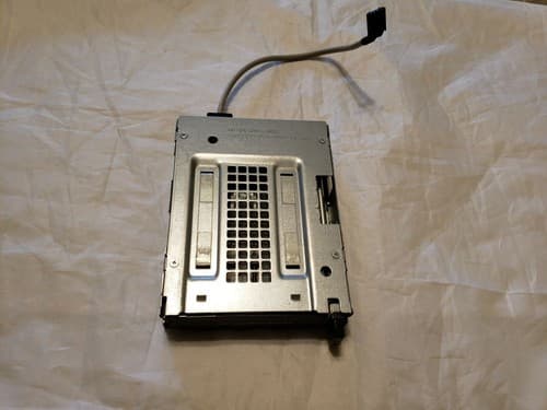 HP Pocket Media Drive Bay 3.5" internal 5003-0667 W/ Cable - Image 1