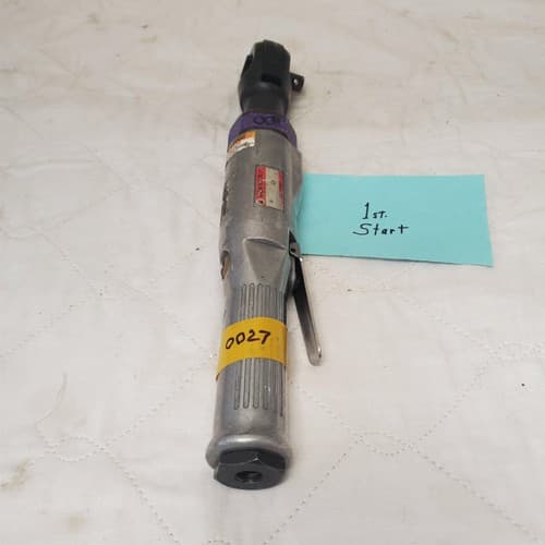 Universal Tools Heavy Duty Pneumatic Air Ratchet Wrench OO-27 - Image 1