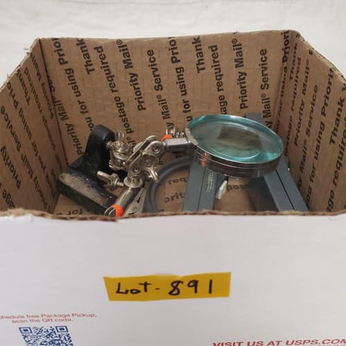 Lot of Magnifying Glass Set with Helping Hands Soldering Stand LOT-891 - Thumbnail 3