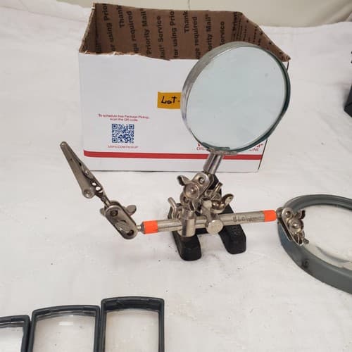 Lot of Magnifying Glass Set with Helping Hands Soldering Stand LOT-891 - Thumbnail 8