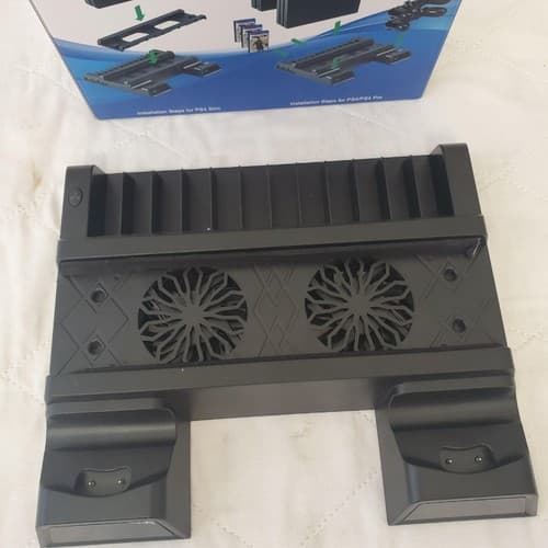 P4 Series Multifunctional Cooling Stand for PS4, PS4 Slim, & PS4 Pro - Thumbnail 3