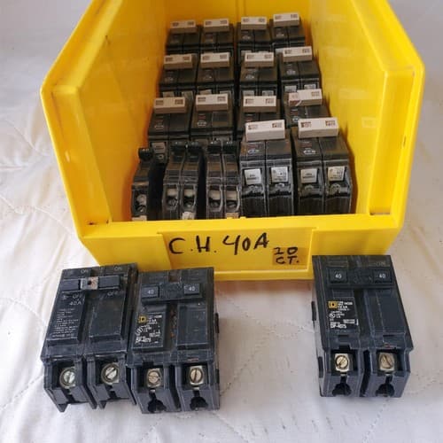 Lot of Circuit Breaker Cutler-Hammer CH240 CHF240 40 Amp 2 Pole 120/240V - Thumbnail 4