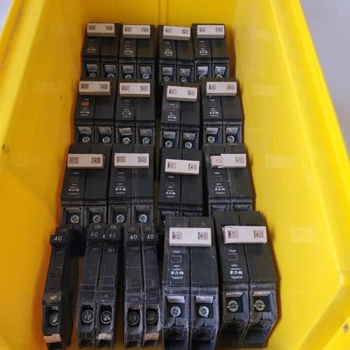 Lot of Circuit Breaker Cutler-Hammer CH240 CHF240 40 Amp 2 Pole 120/240V - Thumbnail 3