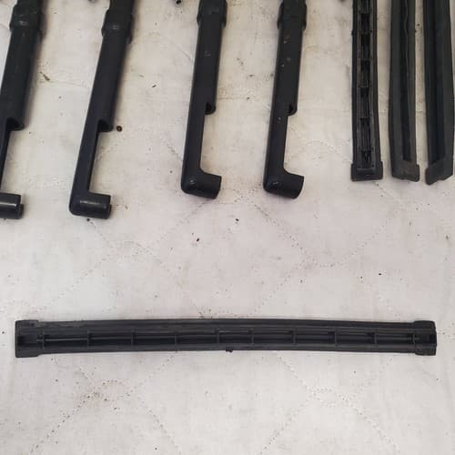 Large Lot of Mina-Vac Aluminum Air Vacuums - Thumbnail 4