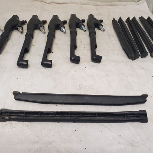 Large Lot of Mina-Vac Aluminum Air Vacuums - Thumbnail 6