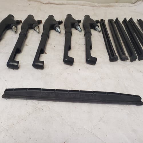 Large Lot of Mina-Vac Aluminum Air Vacuums - Thumbnail 5