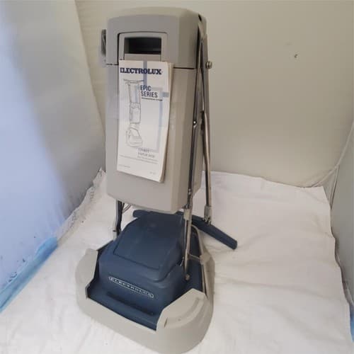 Electrolux Epic Floor Pro Cleaner Shampooer Polisher Model 1739 Works - Thumbnail 11