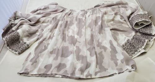 Nuche Muchette Off-Shoulder Blouse Full Sleeves Border Trim Size 0/S - Thumbnail 6