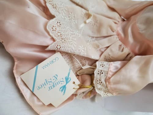 Vintage Gorham Sugar and Spice Suzanne Musical Porcelain Doll - Thumbnail 2